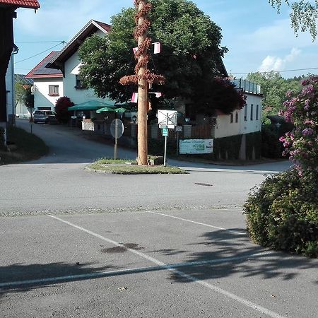 Gasthaus Schachinger Tumeltsham Ngoại thất bức ảnh