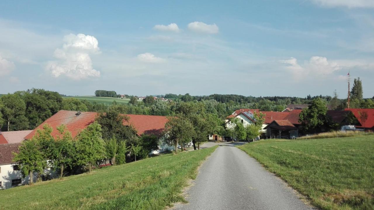 Gasthaus Schachinger Tumeltsham Ngoại thất bức ảnh